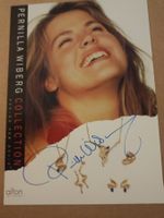 Pernilla Wiberg - handsignierte Autogrammkarte