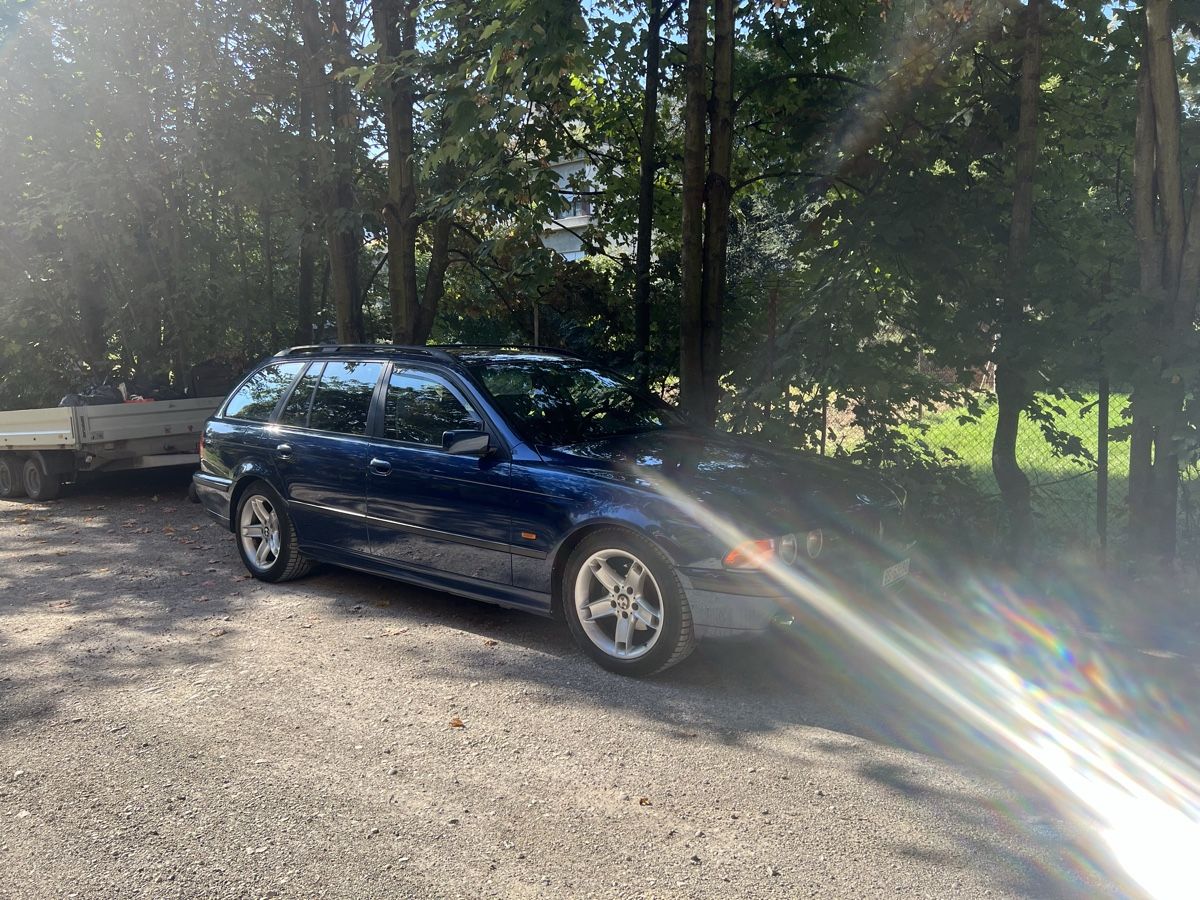 BMW Autos: BMW 528i E39 1997 – Defekt aus Basel von Rannakarbid 4
