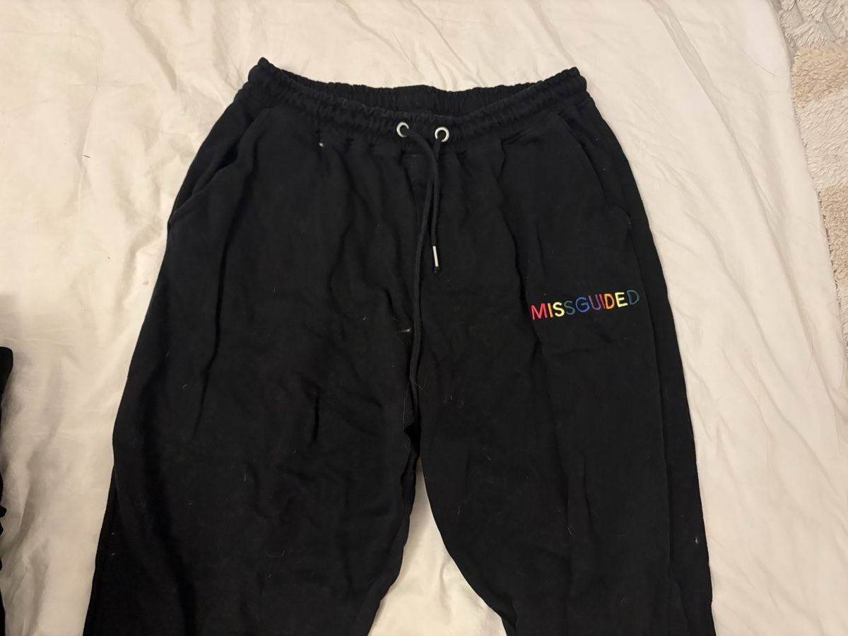 Hosen: Missguided Jogginghose Rainbow/Schwarz – Gebraucht aus Riehen von DogCare_Totolino 1