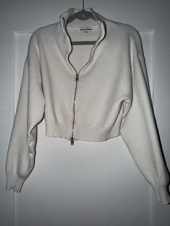 Weisse strickjacke