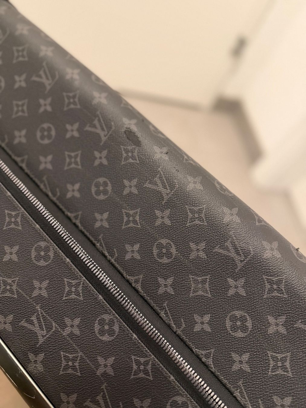 Louis Vuitton Valigie: Louis Vuitton Horizon 70 Koffer - Monogram Eclipse – Usato da Oberburg venduto da Cheysirius 8