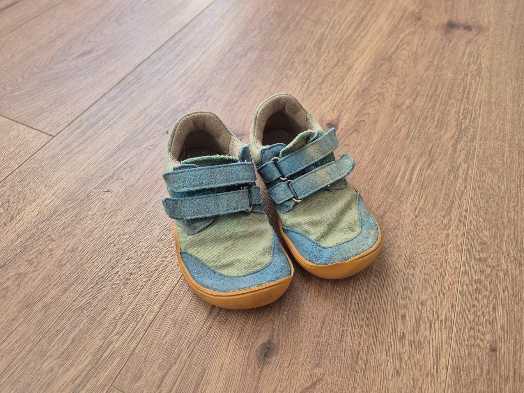 Chaussures garçon: Barfuss Schuhe Gr. 25 – D'occasion à Andelfingen par Dumdidum