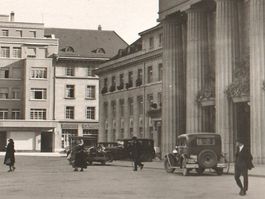 BIEL: Bahnhof mit vielen Oldtimern, Foto-AK Phototypie 1933