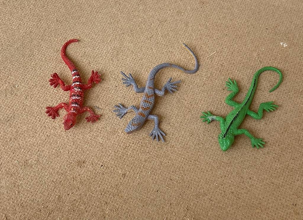 Giocattoli: Jouets reptiles  – Usato da Les Genevez JU venduto da mat_9kr6 3