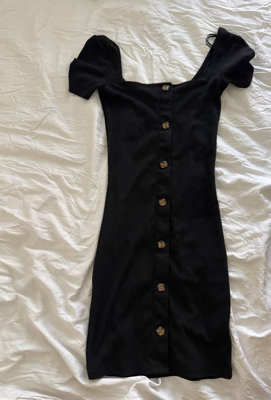 H&M Kleider: Schickes Kleid mit Knöpfen, Grösse XS – Gebraucht aus Zürich von lak_fr2n 1