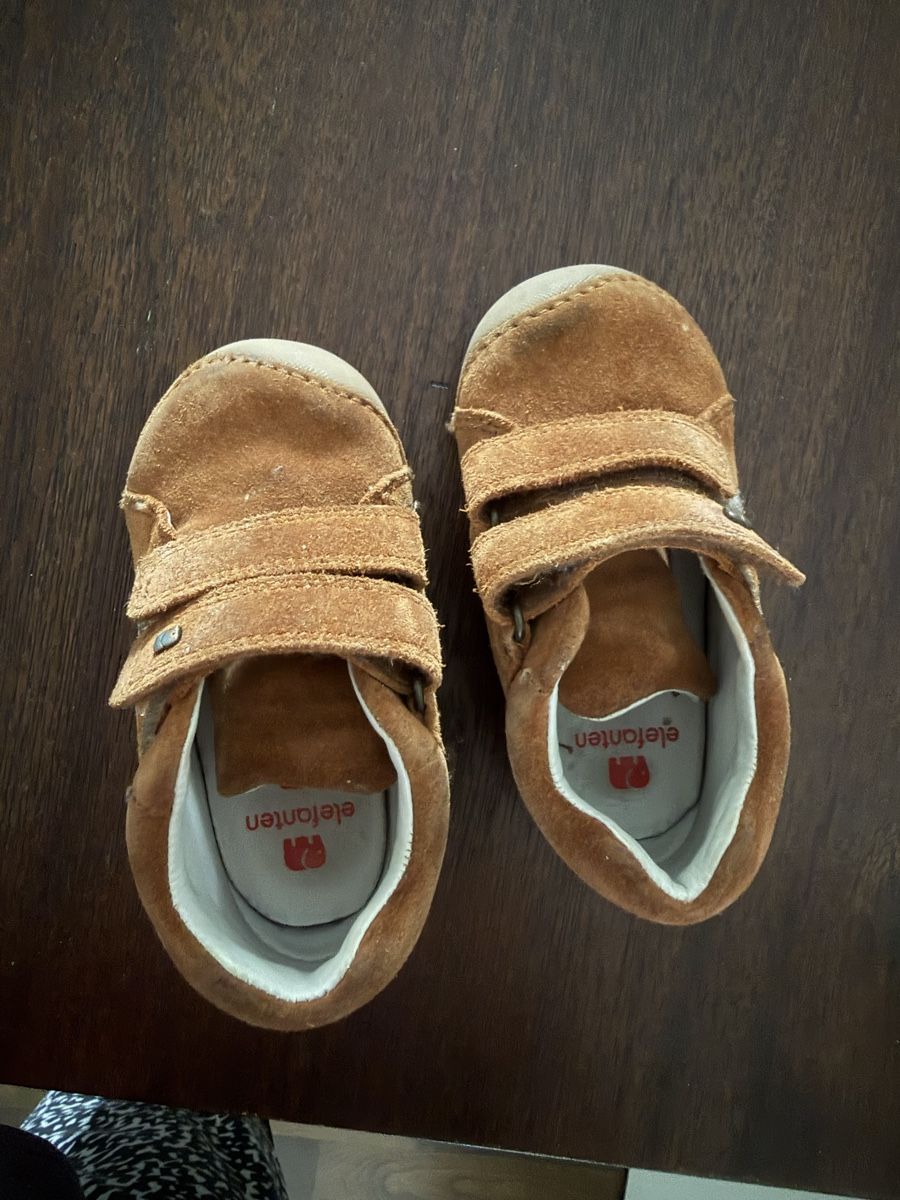 Elefanten Schuhe für Jungen: Kleinkindschuhe Elefanten Grösse 21 – Gebraucht aus Pratteln von sarax3.-
