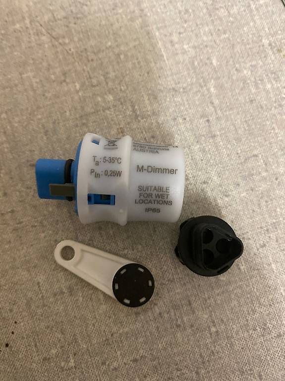 Lampen: SANlight EVO5-150 1.5 LED  mit Stecker / Dimmer  – Gebraucht aus Zeiningen von rot_2xls 3
