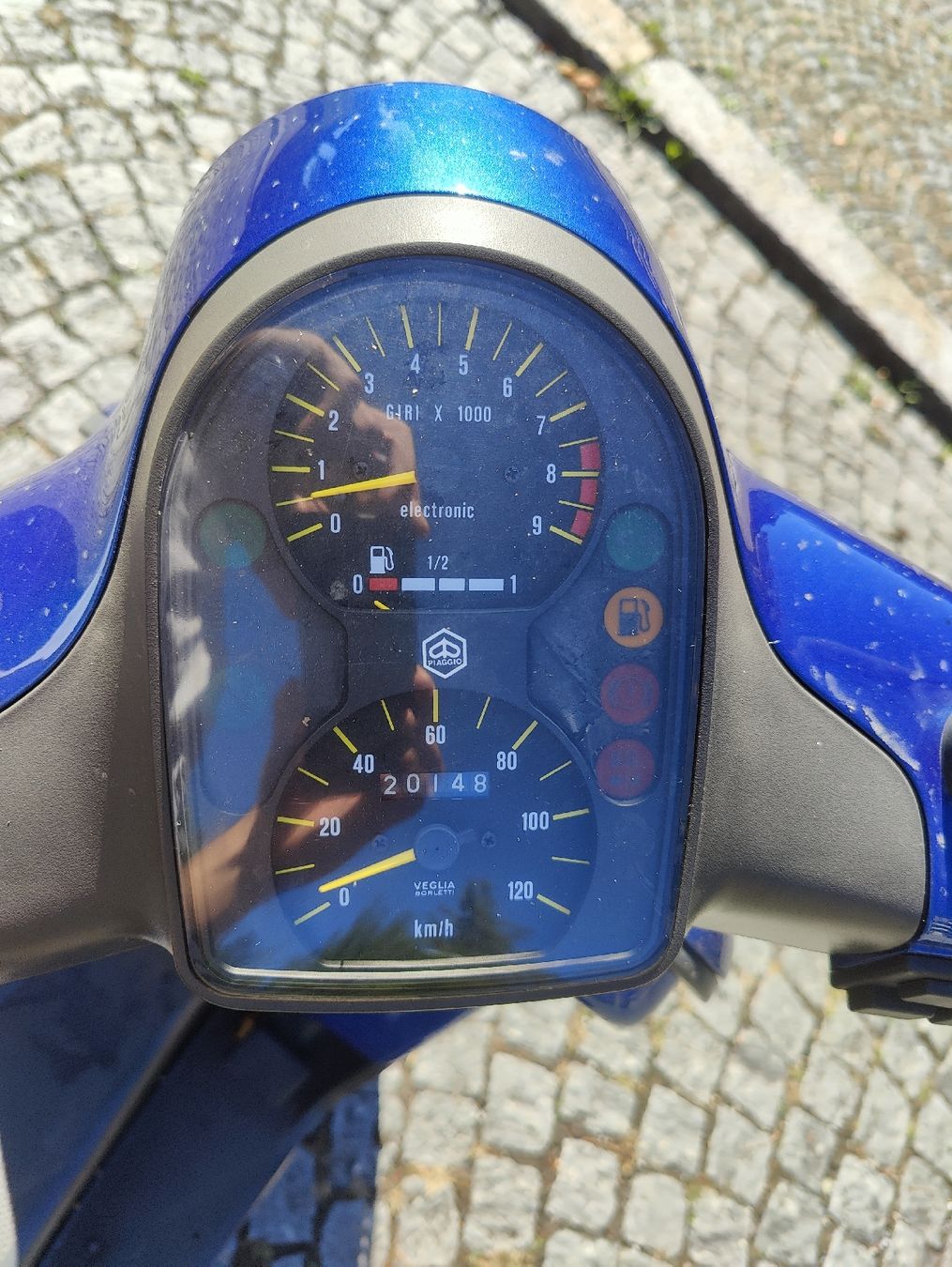 Vespa Scooter: Vespa 1993 - 125cc - A1 – Usato da Zürich venduto da aangeli 3