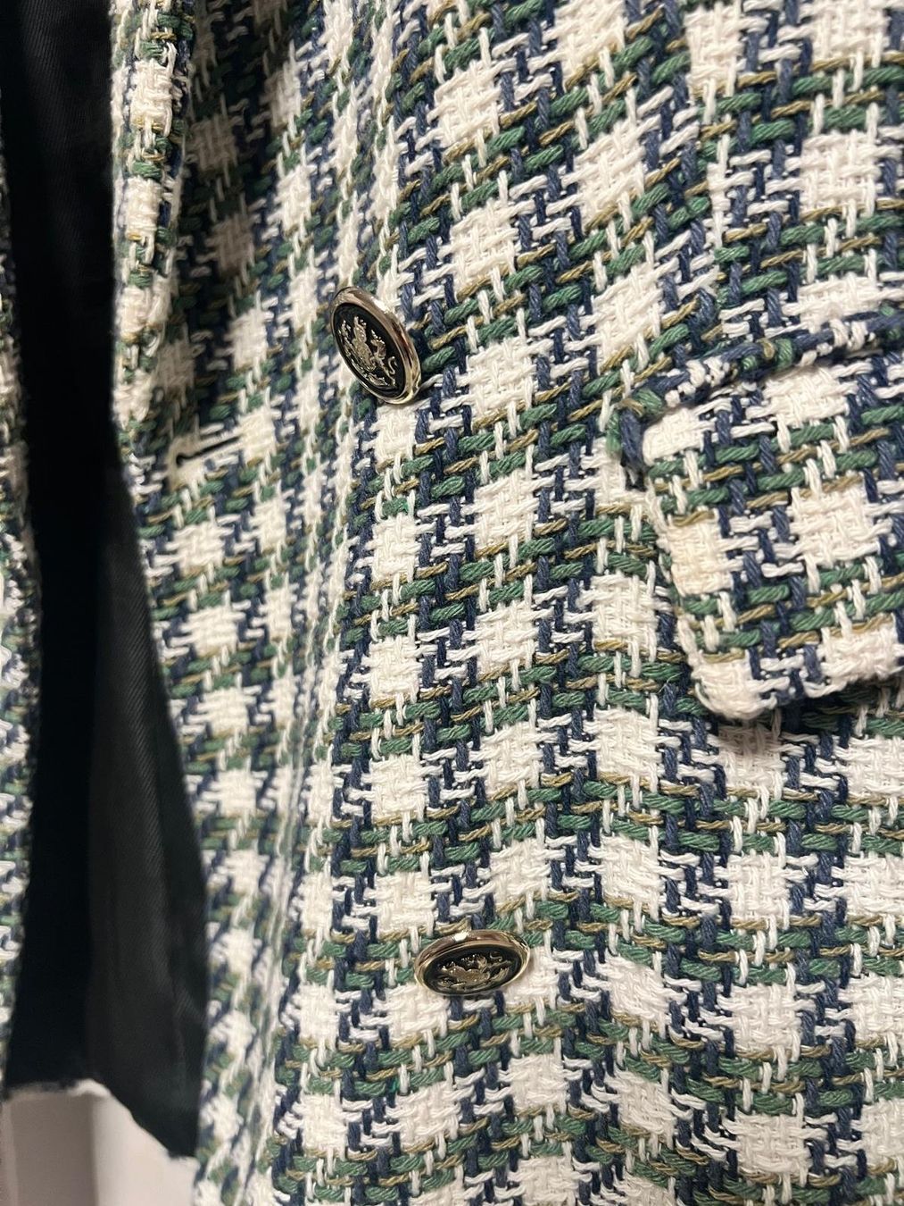 Zara Vestes: Zara Blazer (dicker Stoff) – D'occasion à Muhen par lau_7wcq 2