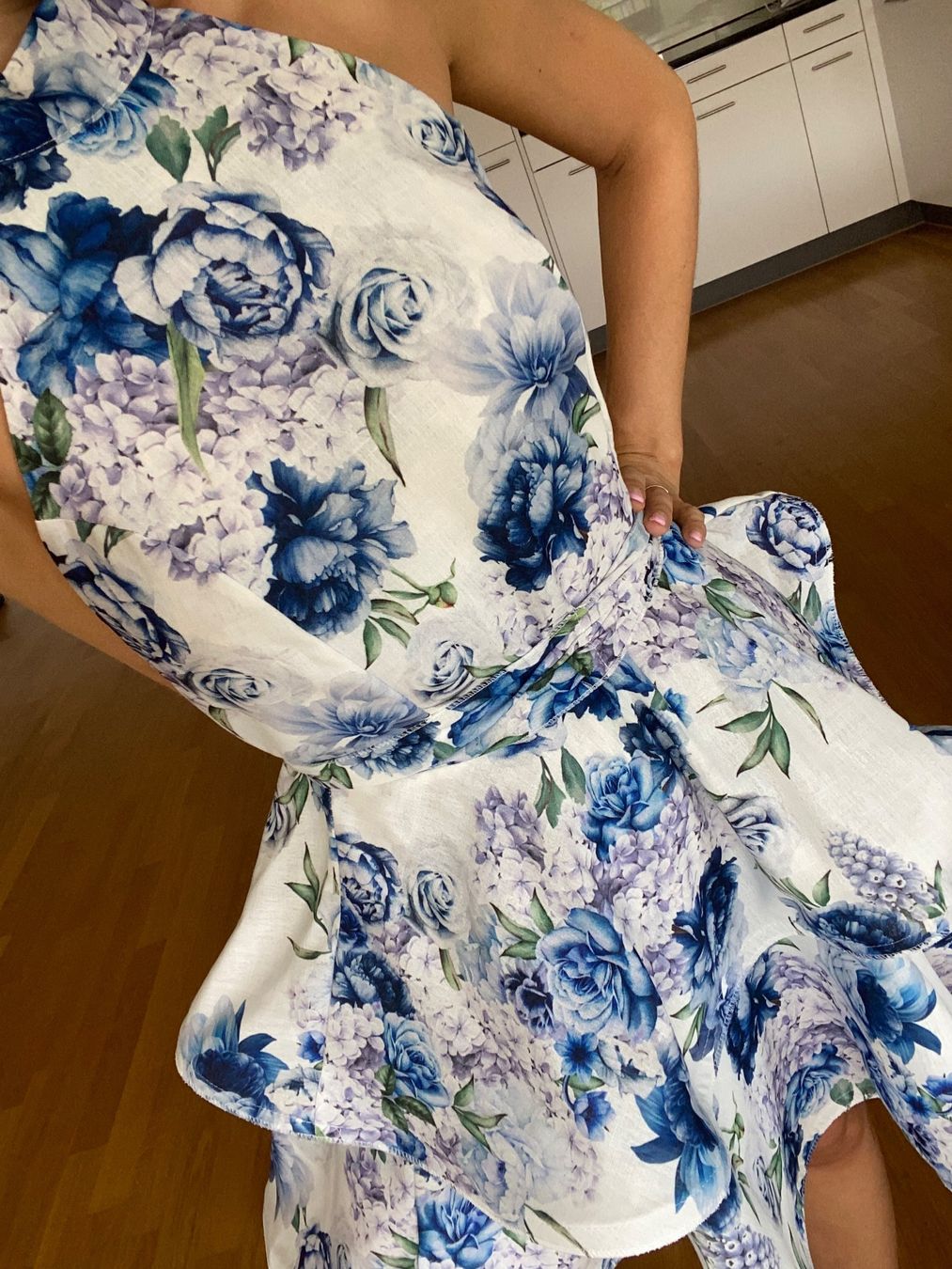 Robes: Kleid – Neuf avec emballage d'origine à Emmen par mas_gw7t 4