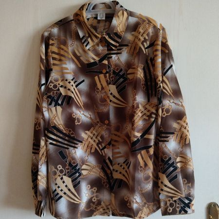 NEUE Damen Bluse Gr. 42
