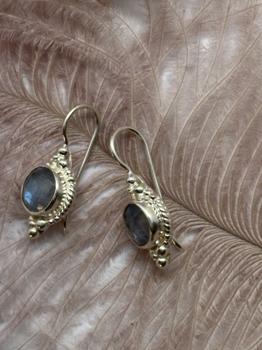 Orecchini pendenti & Orecchini a lobo: Labradorit Ohrringe silber – Nuovo e nell'imballaggio originale da Niederglatt ZH venduto da Silberschmuck-design