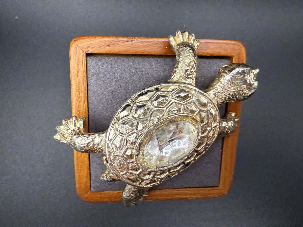 Spille & Fermagli: Vintage Schildkröten-Brosche – Usato da Lamone venduto da LaCantinaMagica 3