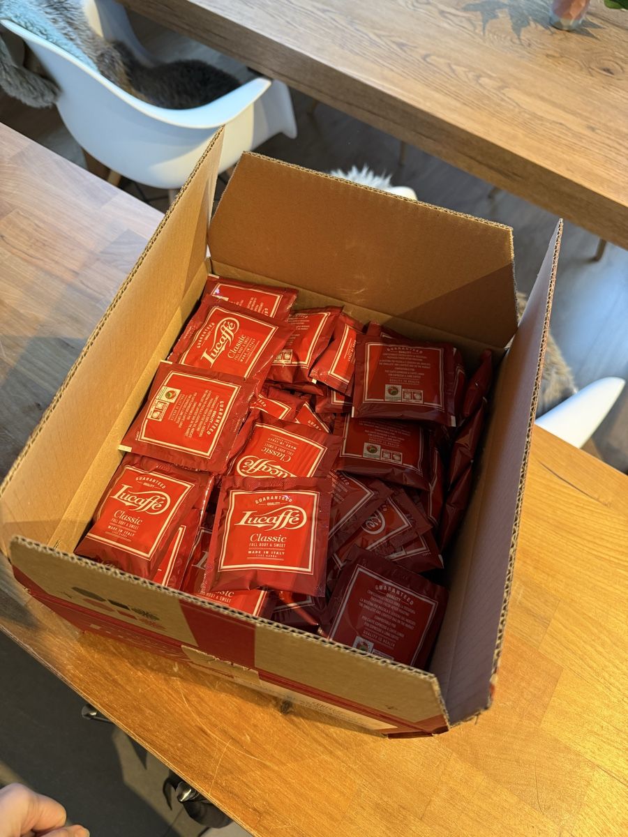 Cibi & Specialità: 150x Lucaffe Classic E.S.E Kaffeepads – Nuovo e nell'imballaggio originale da Frauenfeld venduto da lorinajennifer 1