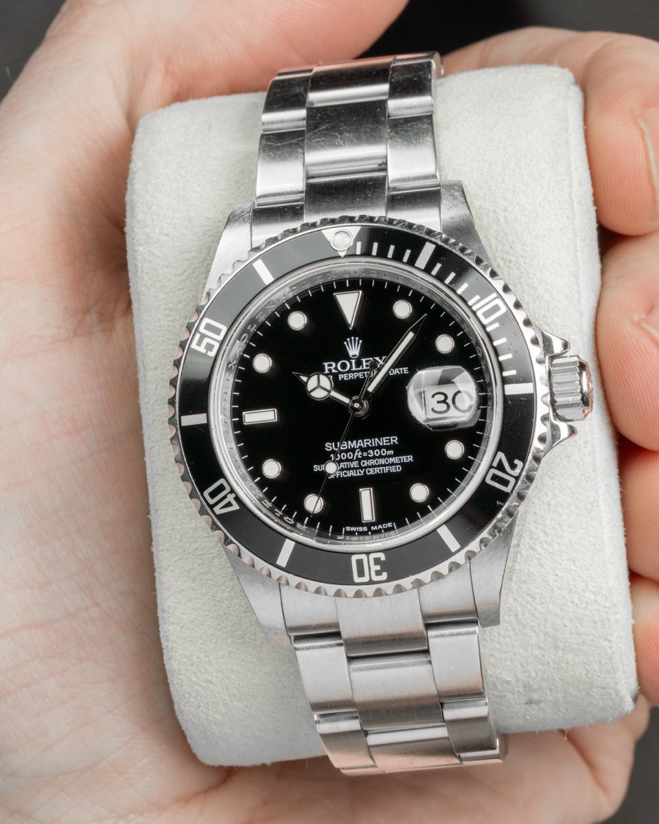 Rolex Orologi: Rolex Submariner Date ref 16610 Box & Papers – Usato da Genève venduto da Prometheus_Watches 1