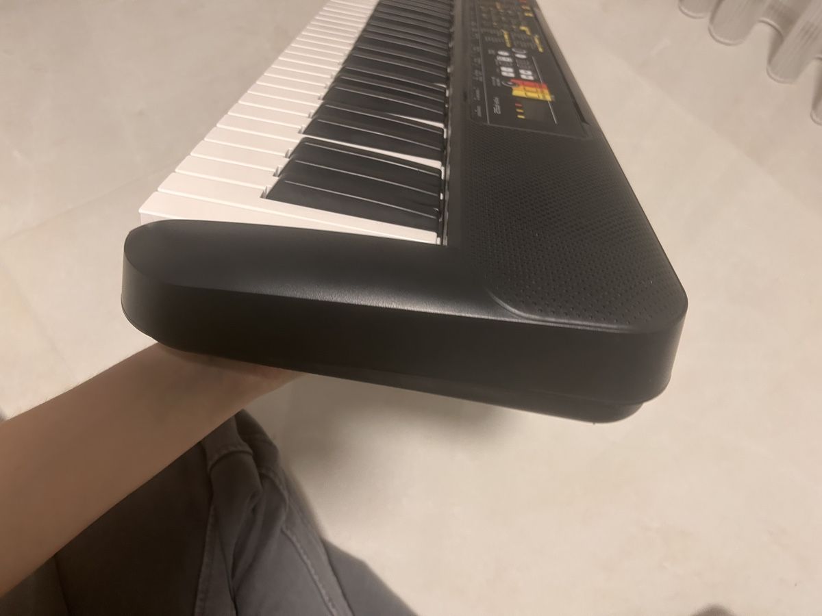 Yamaha Strumenti musicali: Yamaha E-Piano PSR F52 – Nuovo (secondo la descrizione) da Wetzikon ZH venduto da Zehra_mne 2