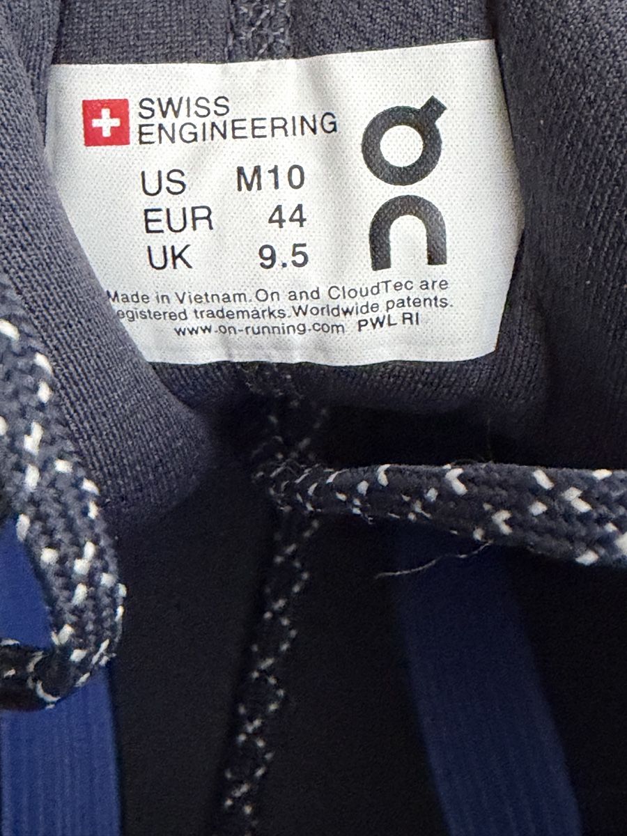 On Scarpe da uomo: On Cloud Hi Edge Männer Grösse 44 - neu – Nuovo (secondo la descrizione) da Zürich venduto da z00mie 3