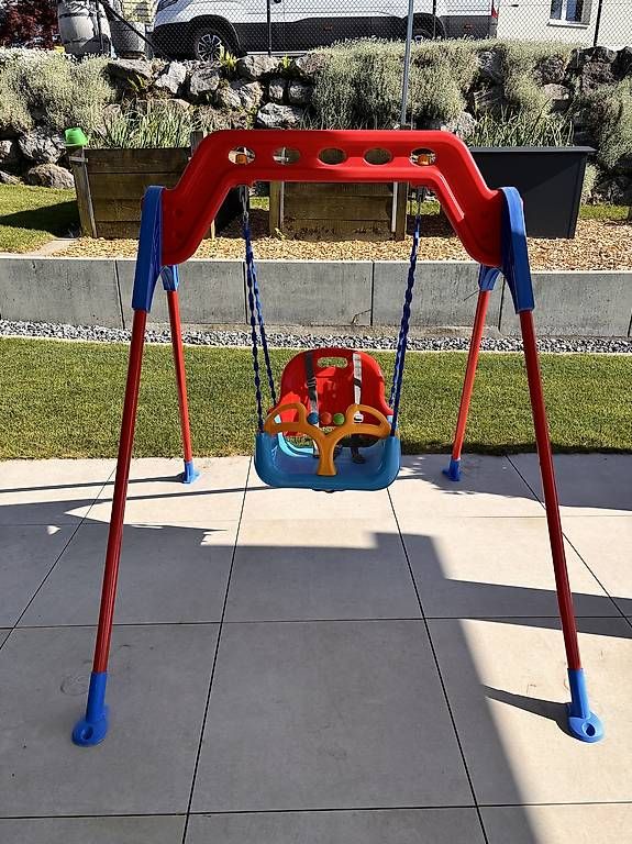 Altre altalene da giardino: Babyschaukel aus Metall – Usato da Gossau SG venduto da Shanin93 1