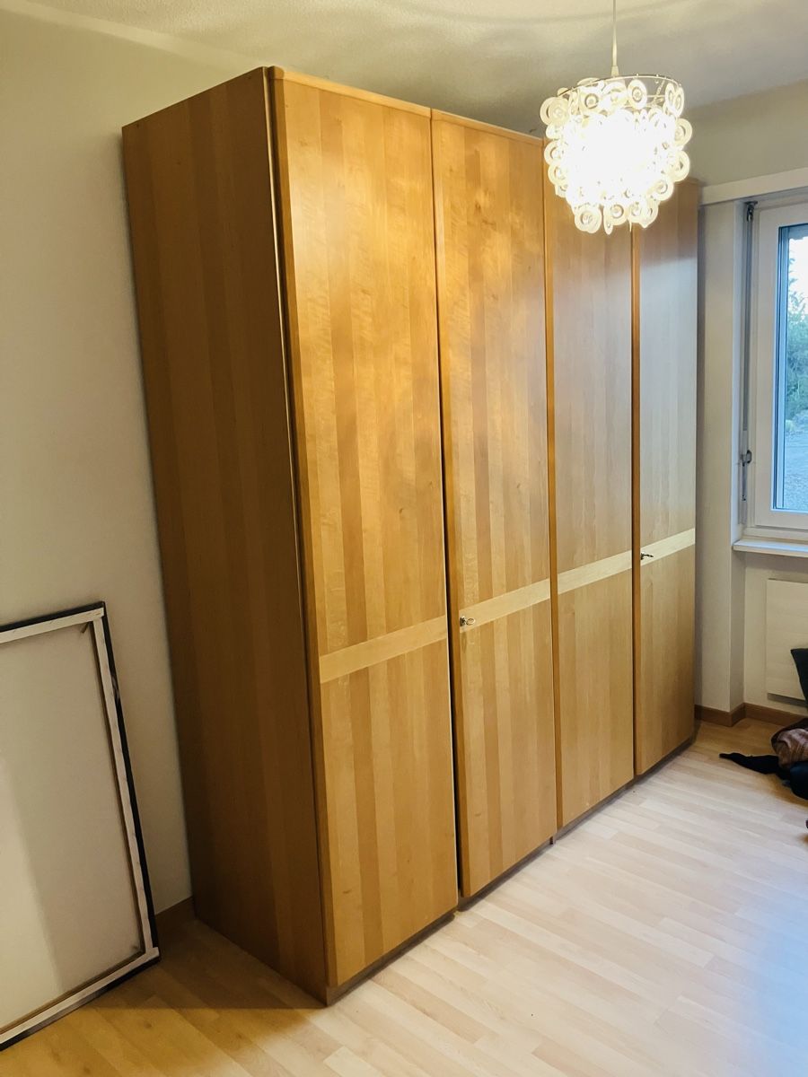 Armadi: Zimmerschrank – Usato da Lüsslingen venduto da Gaschi