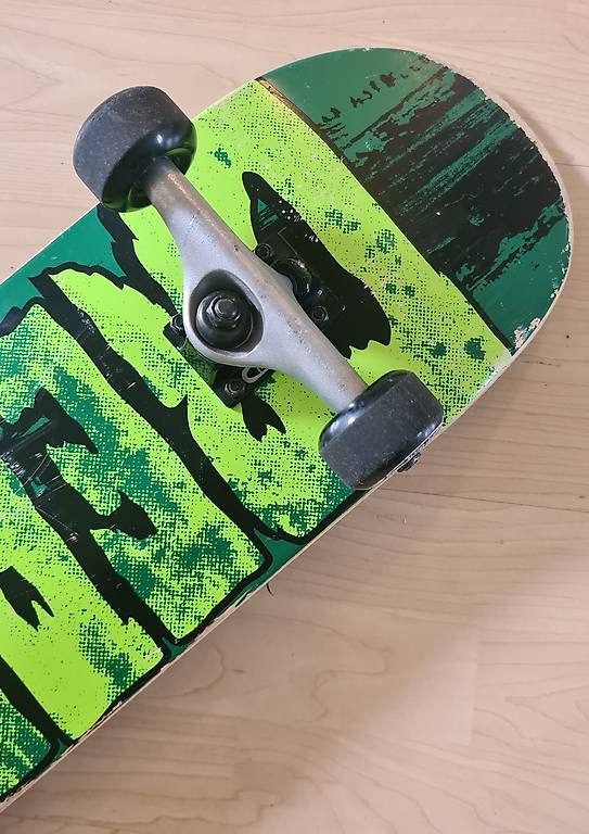 Skateboards: Skateboard Cruiser "Creature" – Gebraucht aus Bern von Amasit 1