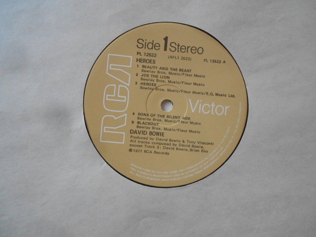 Dischi in vinile: DAVID BOWIE  -  HEROES – Usato da Bex venduto da Giorgiob 3