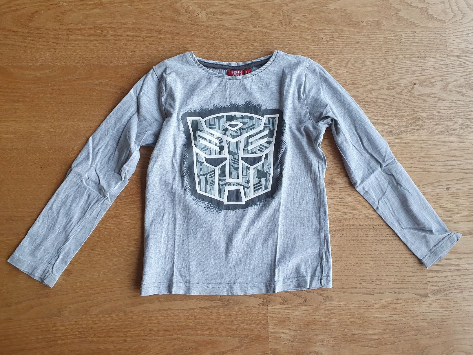 Maglioni & Felpe: 4x Pullover Gr. 128 (mit Star Wars) – Usato da Villars-sur-Glâne venduto da richardette 4