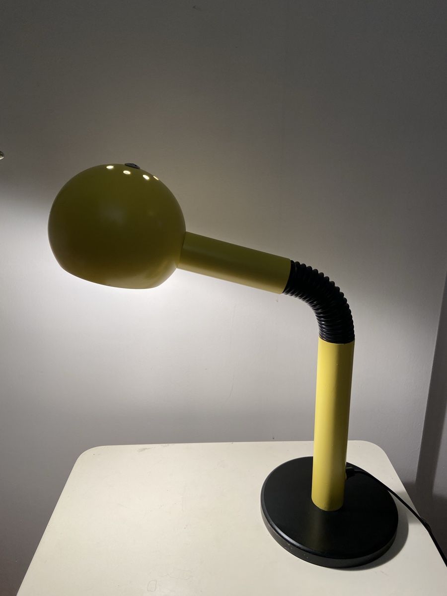 Lampade: Space age Tischlampe gelb – Usato da Zürich venduto da Unique2400 1