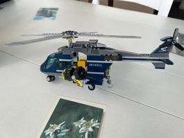 Hélicoptère Lego Jurassic World 75928.