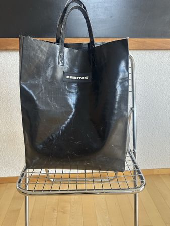 Freitag Shopper Miami Vice schwarz gebrauchter Zustand