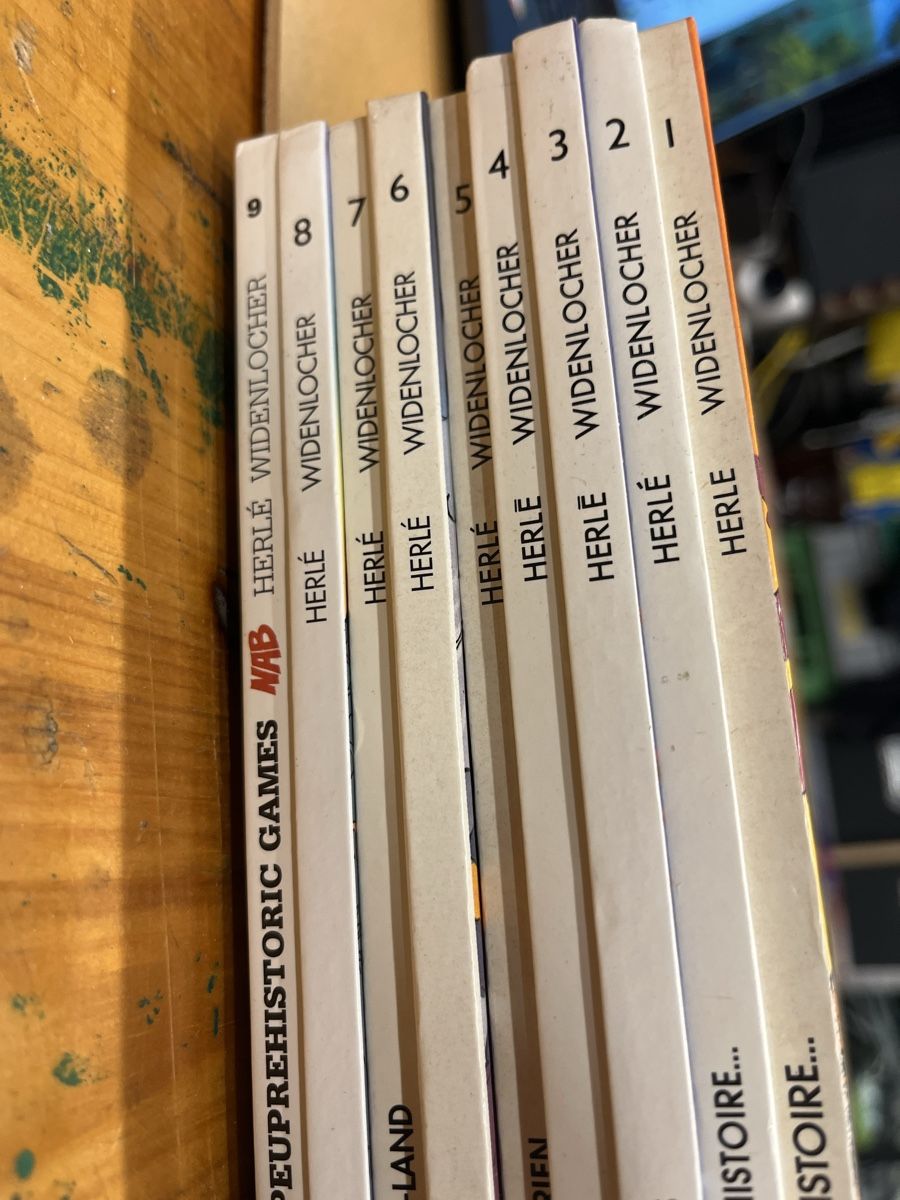 Fumetti: Nabuchodinosaure tome 1 à 9 – Usato da Onnens FR venduto da Daniel333 1