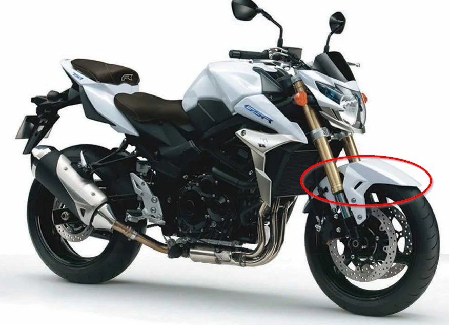 Suzuki Alle Motorradersatzteile: Garde bou carbone GSR 750 – Gebraucht aus Fribourg von danitaner