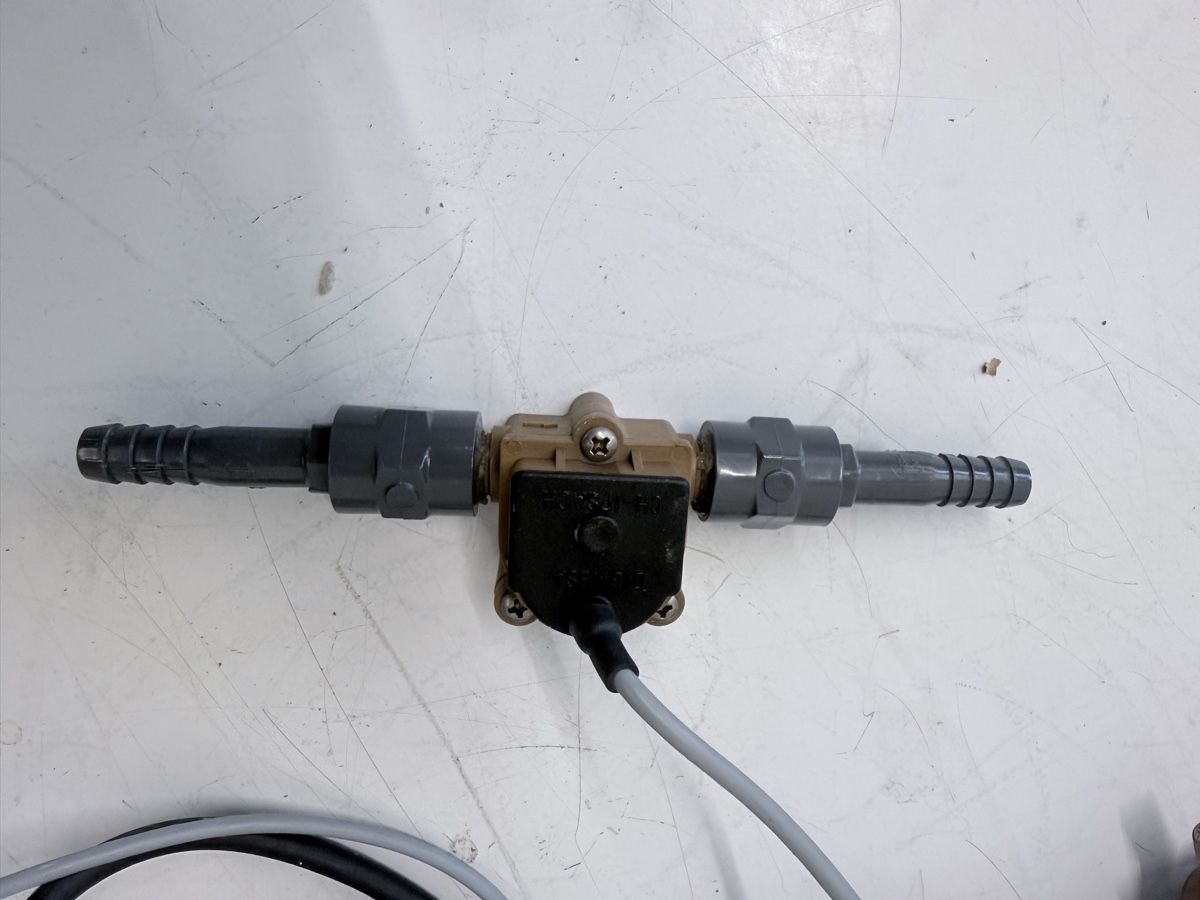 Tutte le macchine: ROTH Aquastop II und Magnetventil Pt100 Flowmeter – Usato da Schupfart venduto da philippb06 6
