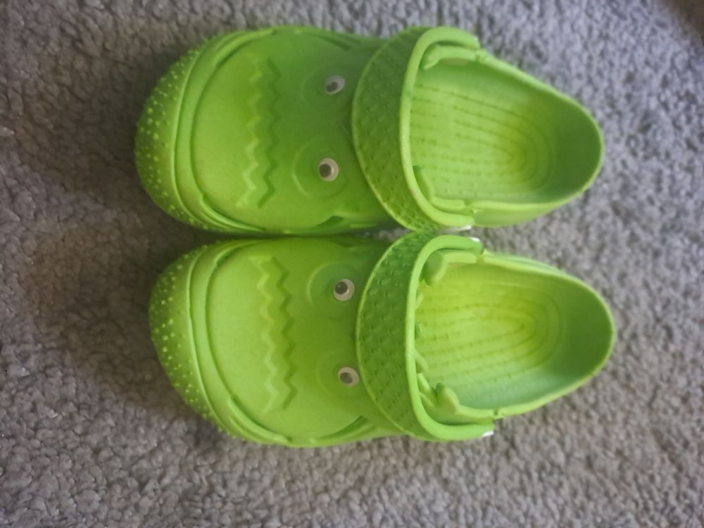crocs verte