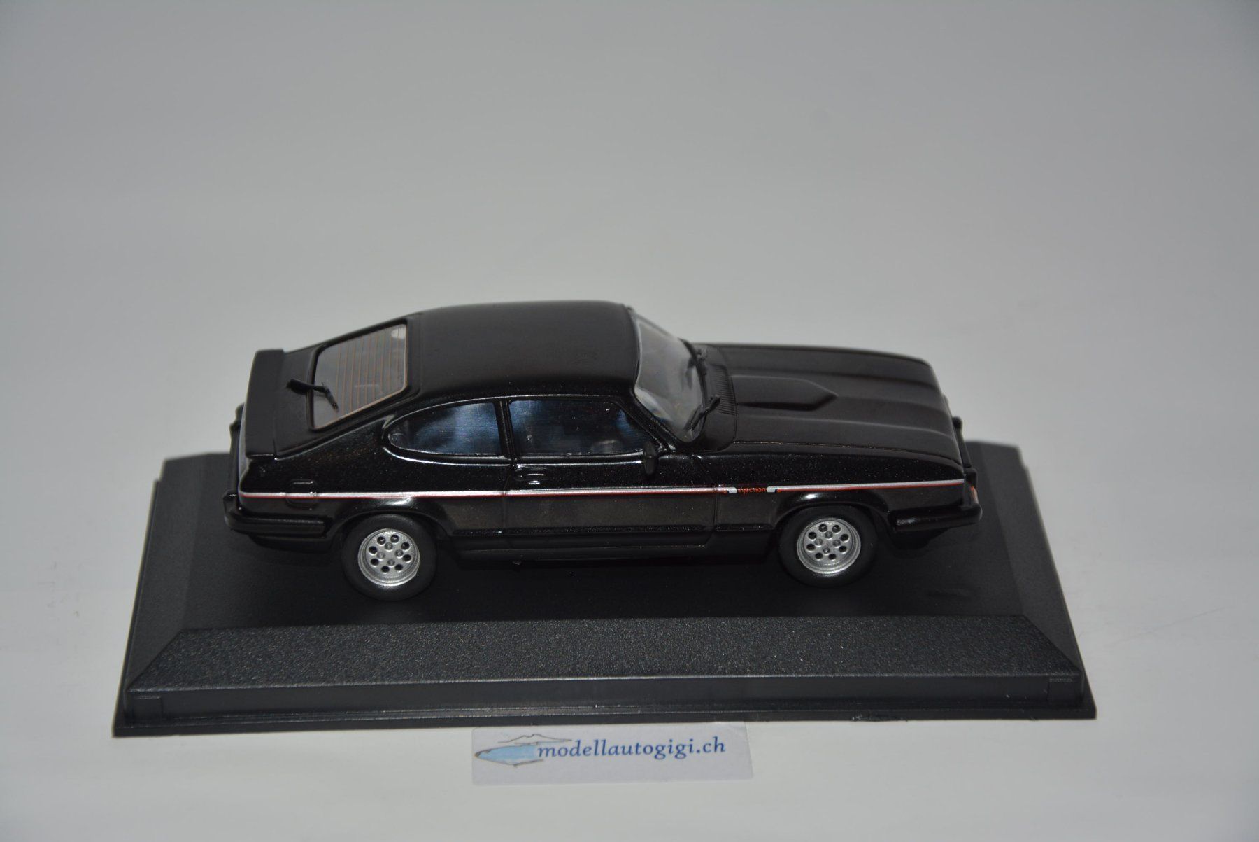 Ford Modellini d'auto: Ford Capri 1982 , 1:43 – Nuovo e nell'imballaggio originale da Goldach venduto da Feivel9 5
