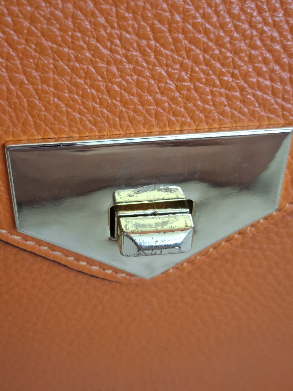 Borse da donna: Sac à main orange Maison Heritage Paris – Usato da Renens VD venduto da ser_j2fn 6