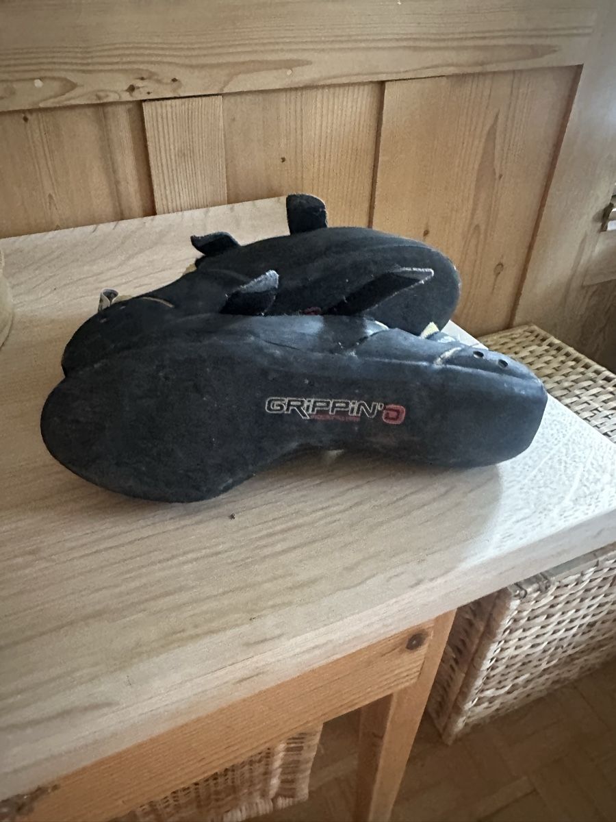 Herrenschuhe: Kletterschuhe Scarpa Rock Pillars Grösse 45 gebraucht – Gebraucht aus Signau von Luuuukaaaaass 2
