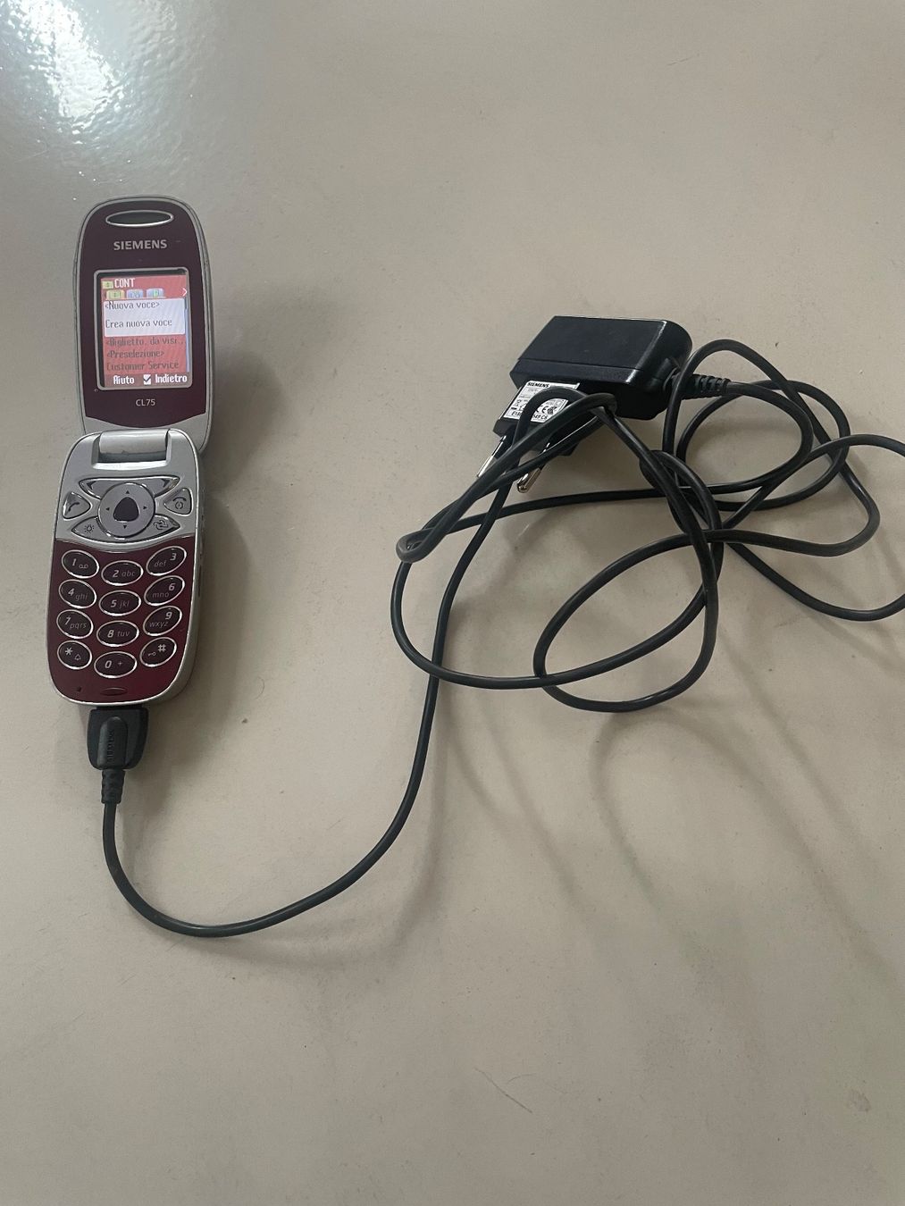 Siemens Handys / Smartphones: Handy - Siemens CL75 – Gebraucht aus Minusio von Pink222 2