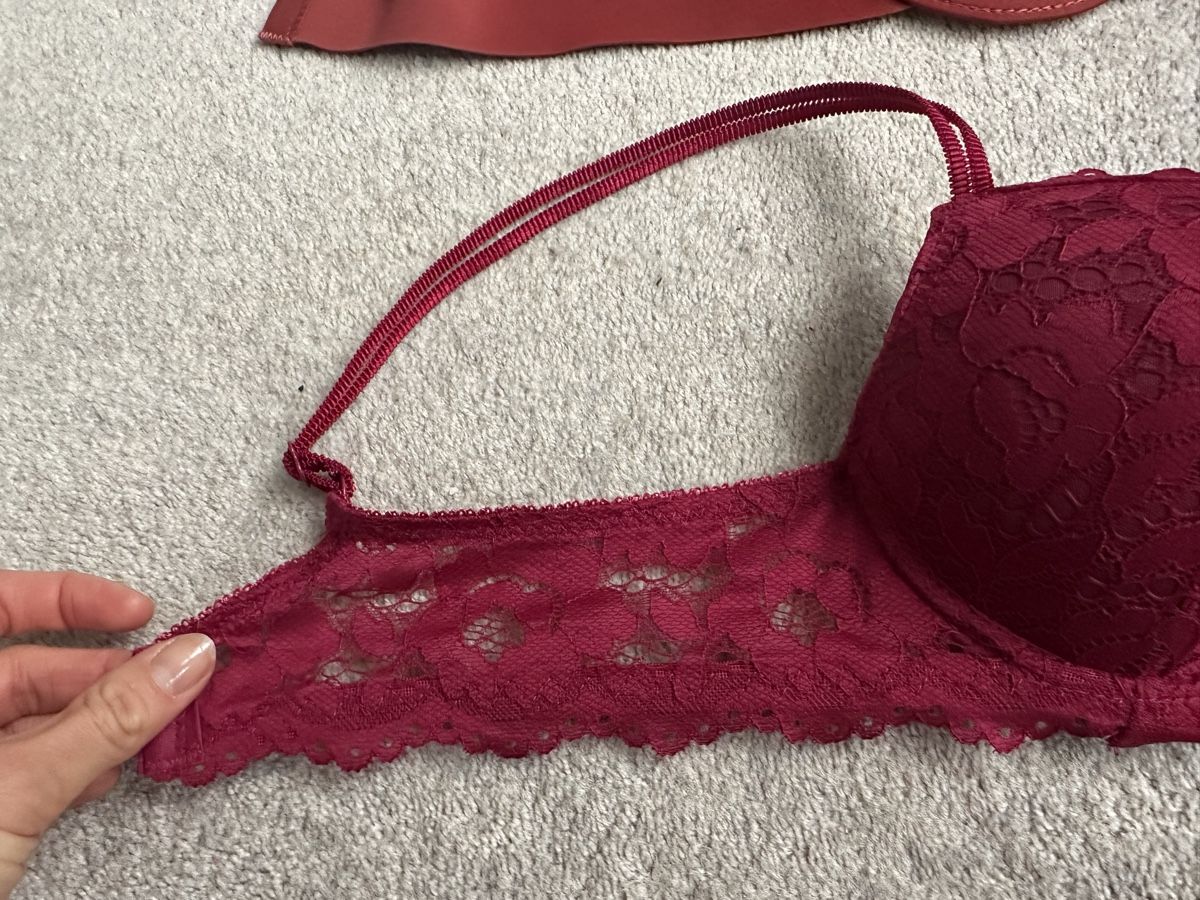 Altra biancheria intima: BH - size S, Büstenhalter: Get Fit Cherries Bra Size 34/75 – Nuovo e nell'imballaggio originale da Thalwil venduto da klaudiamusiol 4