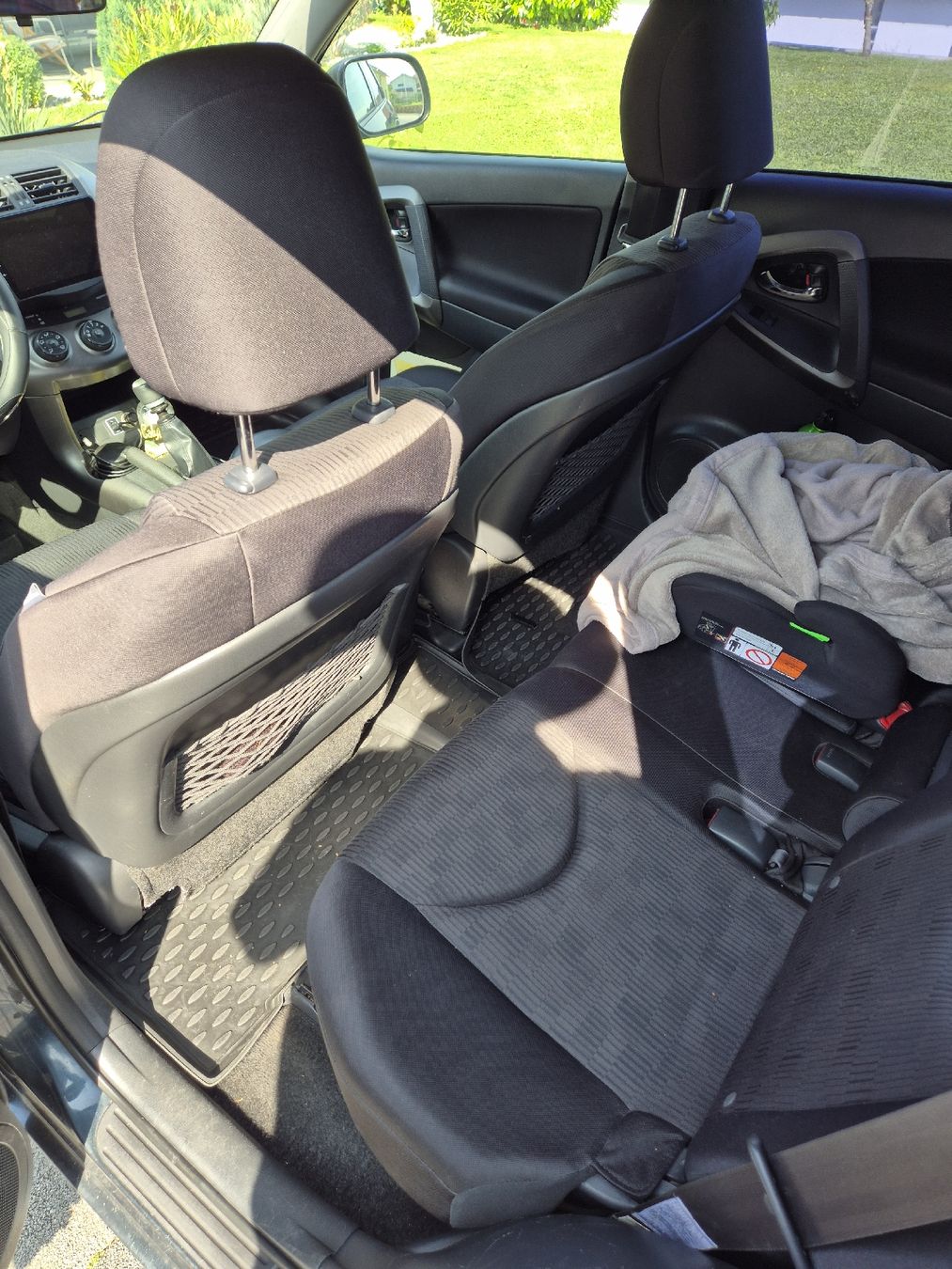 Toyota Automobili: Toyota Rav4 – Usato da Villeneuve FR venduto da mme_g6mv 6