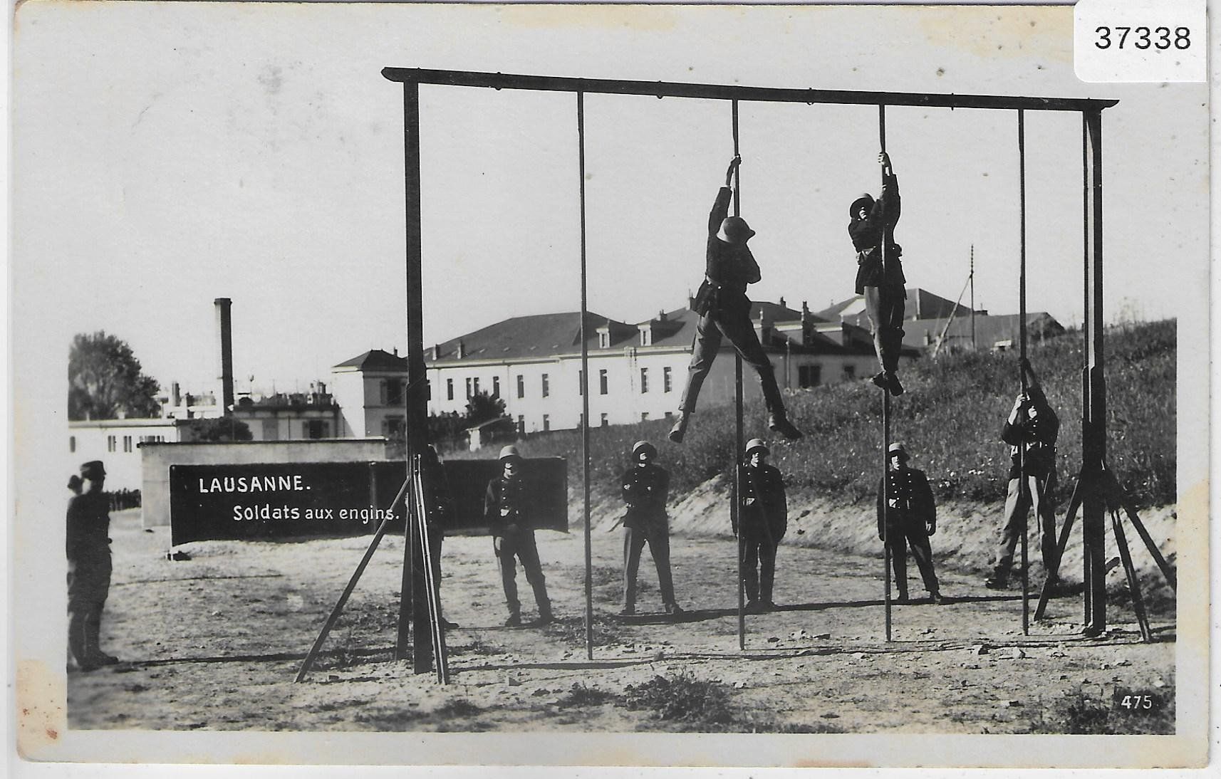 Cartes postales: Lausanne - Soldats aux engins – D'occasion à Ettingen par Kartenplanet