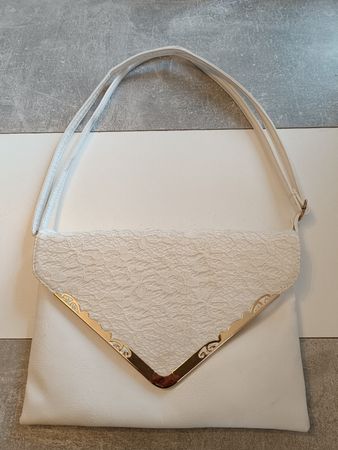 Elegante Clutch / Handtasche in Weiss mit Gold Applikationen
