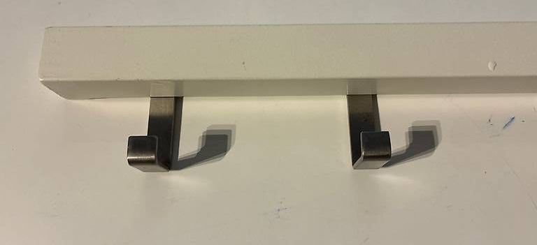 Ikea Garderobe: 5-Hakenleiste, weiss, IKEA – Gebraucht aus Uerikon von Zahlenmeisterei 2