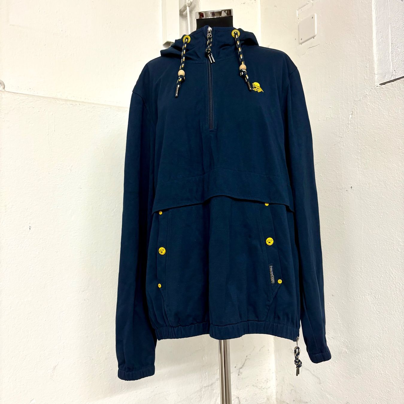 Schmuddelwedda Jacken: Schmuddelwedda Jacke dunkelblau, Grösse L – Gebraucht aus Brienz BE von Kokolea84