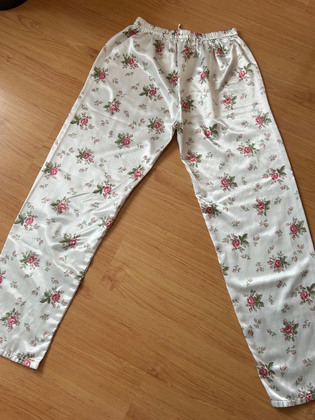 Negligees & Pyjamas: Damen Pyjama Grösse 38 – Gebraucht aus Gutenswil von walker60 5