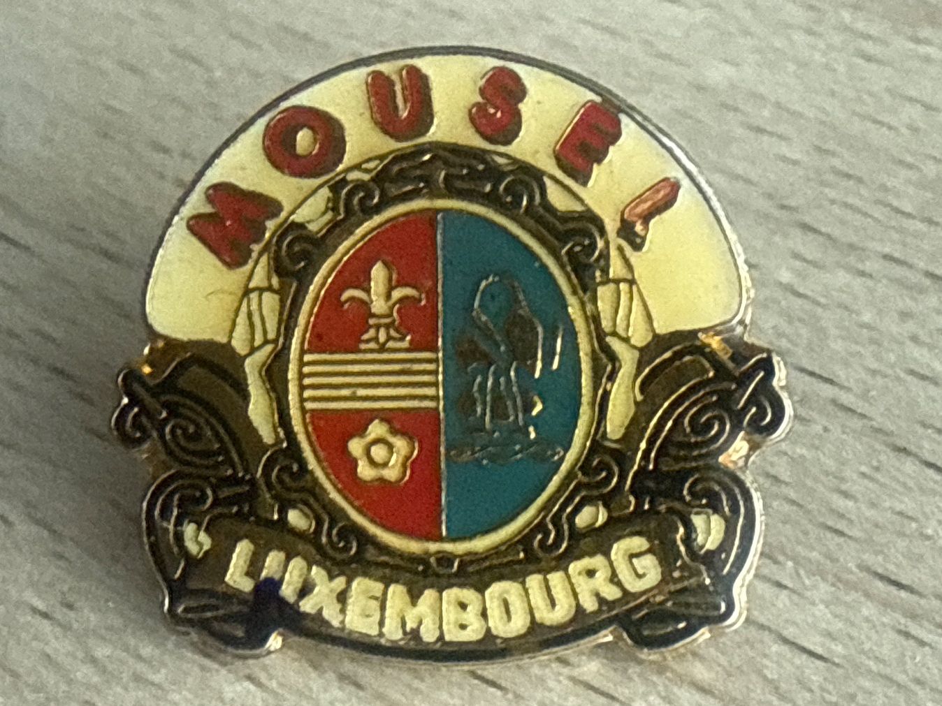 Plaketten & Abzeichen: Pin Mousel Luxembourg – Gebraucht aus Glattbrugg von Schweigmatt