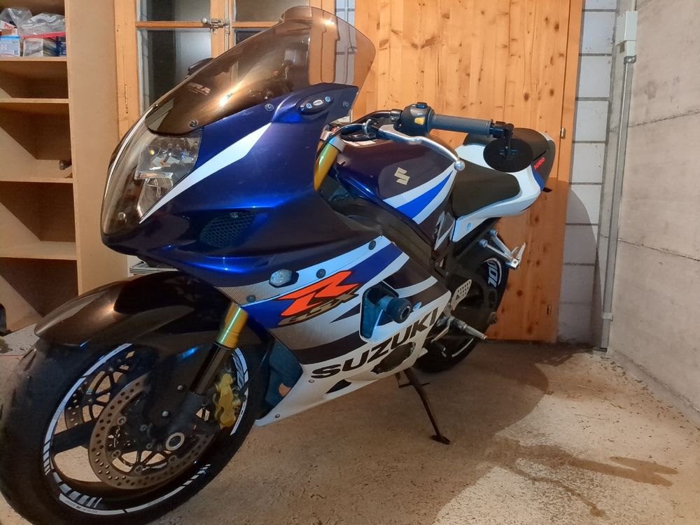 Suzuki Strada: Suzuki GSX-R 1000 K4 – Usato da Sigriswil venduto da wme_j5dh 1