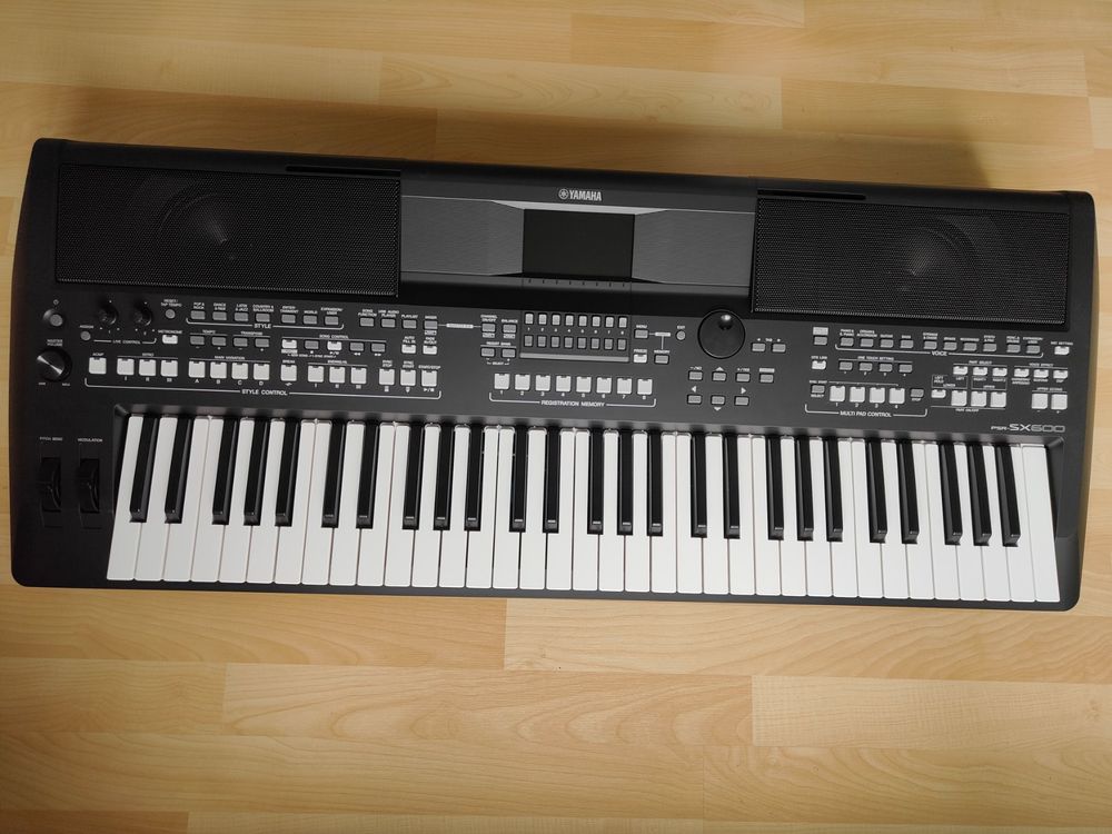 Keyboard Yamaha PSR-SX600 mit Garantie | Kaufen auf Ricardo