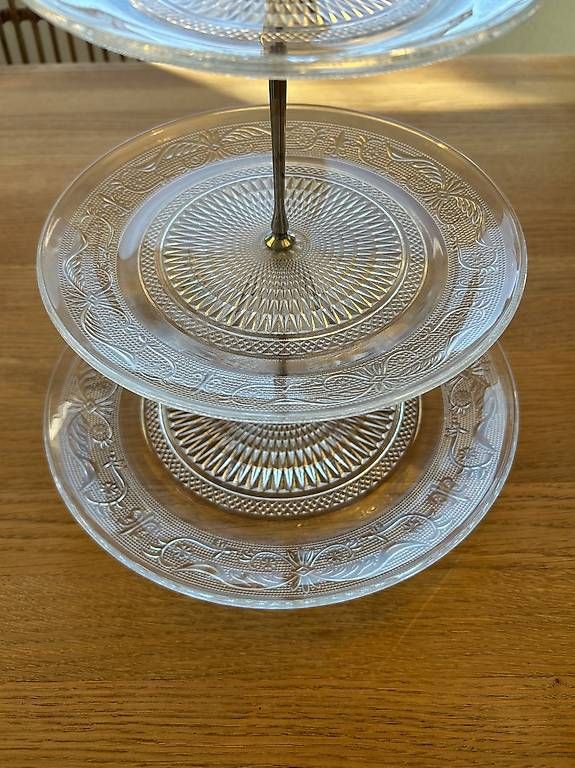 Servierplatten: Etagere 3-stöckig aus Glas – Neu und originalverpackt aus Muttenz von anj_2qy5 1