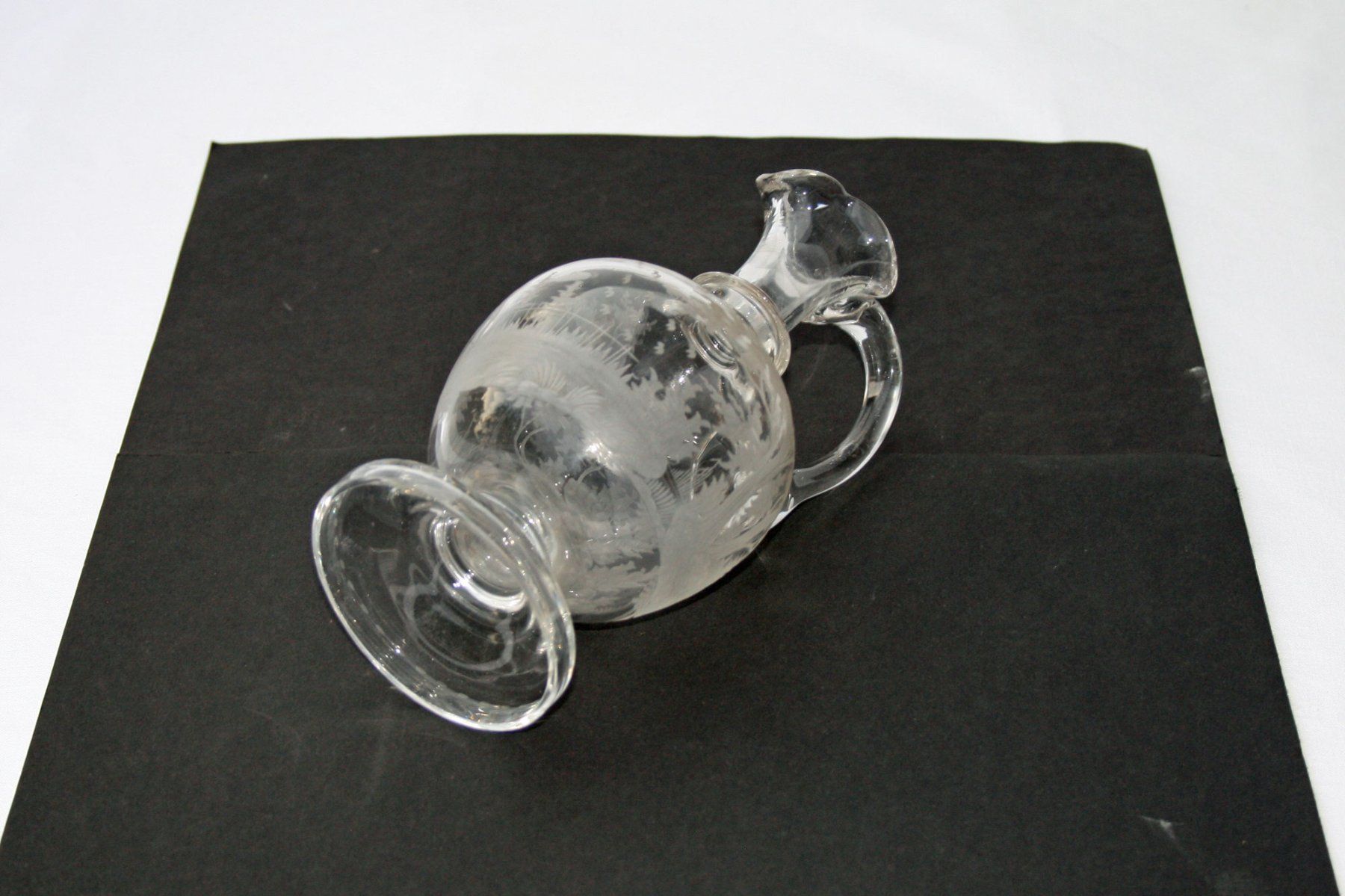 Caraffe: Antiker Glaskrug / Karaffe mit feiner Gravur – Usato da Hosenruck venduto da Musikmamsell 3