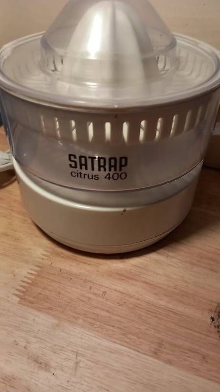 Elettrodomestici da cucina: Küchengeräte – Usato da Lyssach venduto da budengol 3